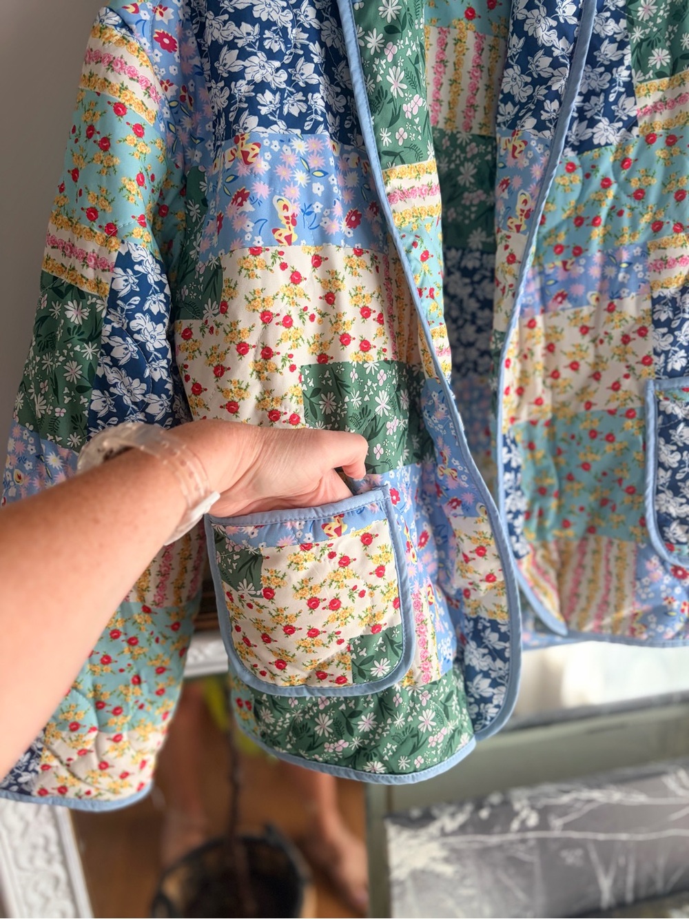 Quilted Patchwork Floral Jacket | Oversized Cottagecore Boho - Picture 5 of 6